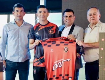 Felipe Flores confiesa que firmó por Deportes Limache "por el proyecto que me ofreció"
