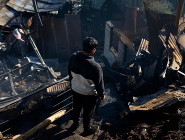 Incendio en La Calera termina con 3 casas completamente destruidas y 18 damnificados