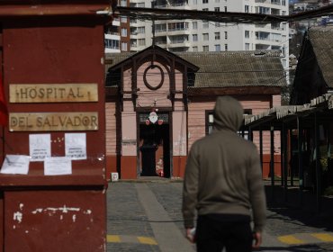 Diputados denuncian "bloqueo de camas" en Hospital El Salvador de Valparaíso y que el hecho repercute en la Urgencia del Van Buren