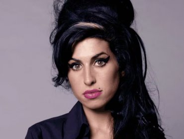 Liberan tráiler de película biográfica de Amy Winehouse