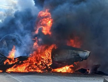 Avioneta de Conaf capotó sobre un camión en la ruta 5 Sur en el sector de Panguilemo de Talca: piloto perdió la vida