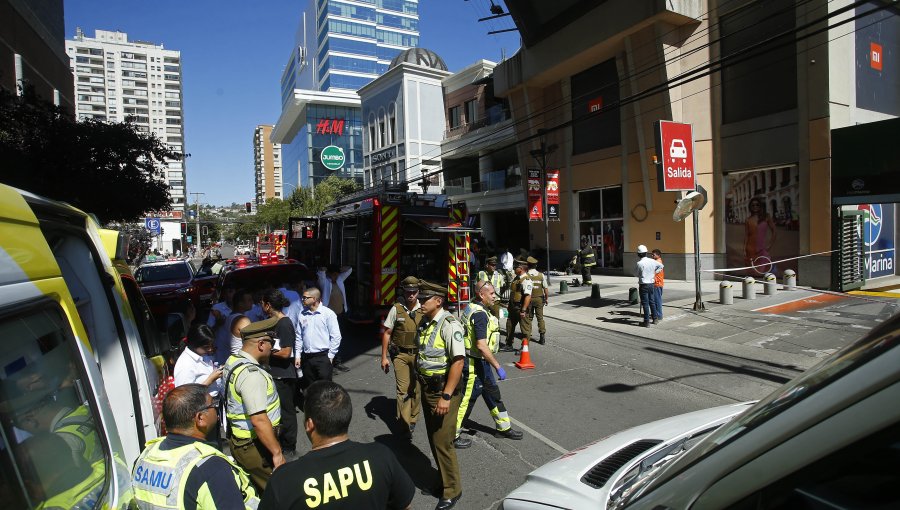 Seremi de Salud prohíbe el funcionamiento del local donde se originó la emergencia química en el Boulevard del Mall Marina de Viña