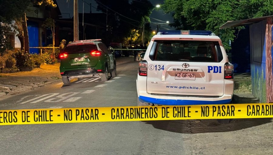 San Bernardo: PDI se enfrentó a balazos con delincuentes que robó auto a carabinero