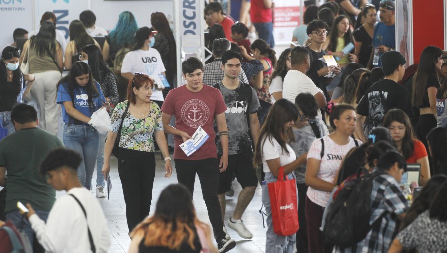 «Quintero Aprende»: Jóvenes de la comuna ingresan a las carreras universitarias que soñaban con apoyo del programa