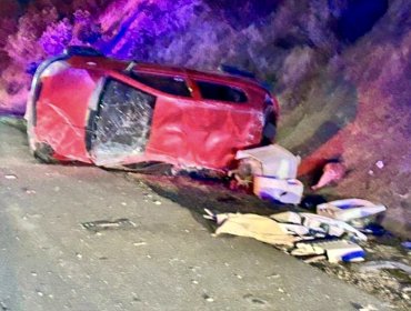 Fatal accidente de tránsito en el Troncal Sur de Villa Alemana: hombre murió y otros dos quedaron heridos tras volcamiento de auto