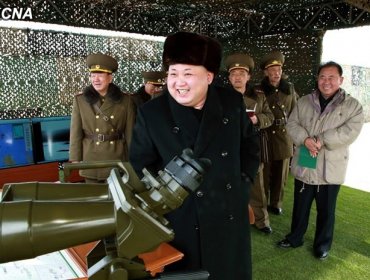 Corea del Norte realiza pruebas de nuevo "sistema de armas nucleares submarinas"