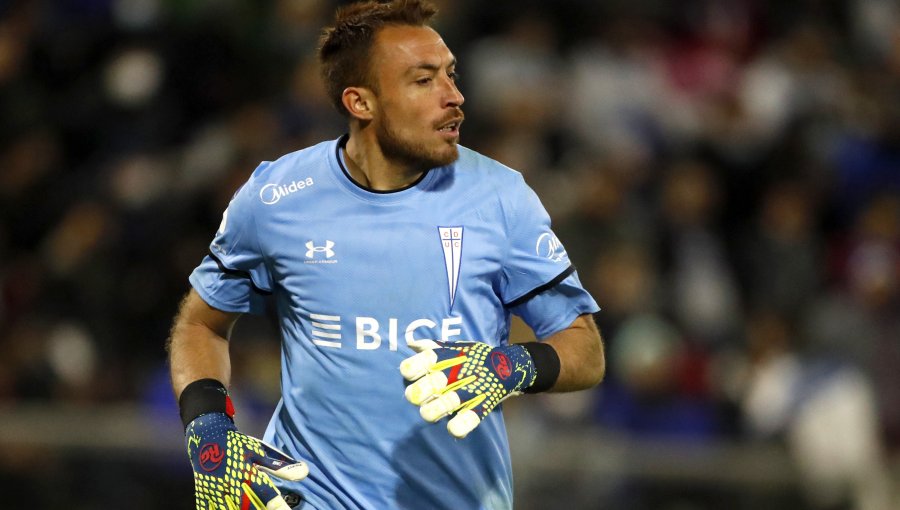 Sebastián Pérez maravillado con Nicolás Castillo en la U. Católica: "Me sorprendió su potencia"