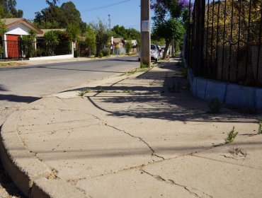 Tramo de la calle Valentín Letelier que conecta con el Hospital de Peñablanca contará con nuevas veredas