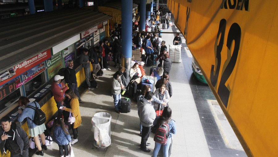 Alcalde de Estación Central propone al Gobierno el despliegue de militares en los terminales de buses de la comuna