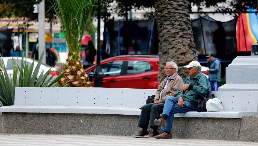 17 alcaldes de la región de Valparaíso emplazan al Congreso a legislar por "pensiones dignas para los adultos mayores"