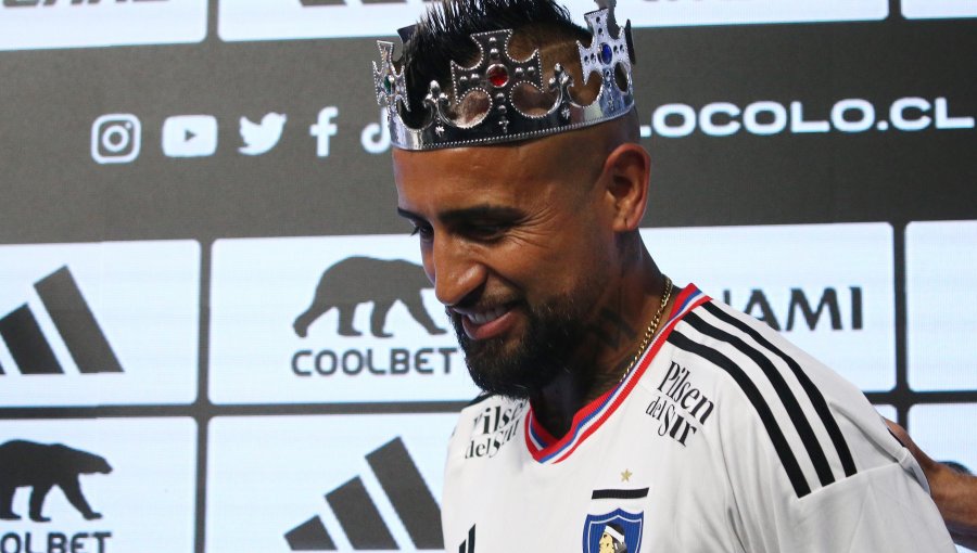 Arturo Vidal en su presentación en Colo-Colo afirmó que "el mundo va a conocer mucho más al club por mí"