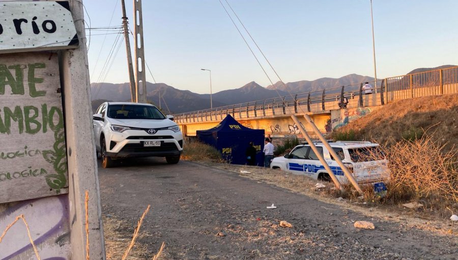 Cadáver atado de pies y manos, con impactos de bala en la cabeza y dentro de una bolsa fue hallado en cercanías del puente Coinco