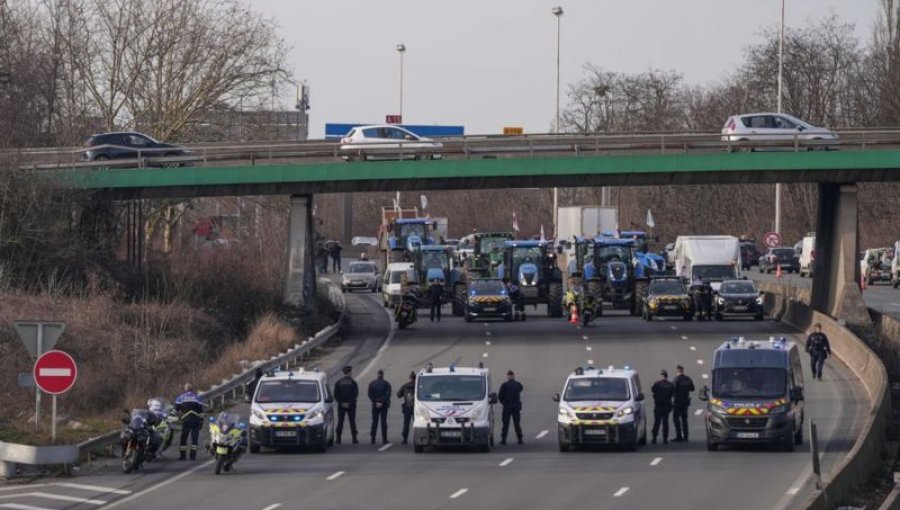 Por qué se están extendiendo las masivas marchas de agricultores por todo Europa