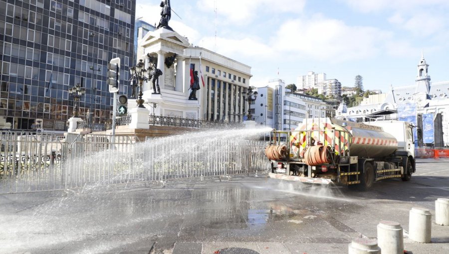 Valparaíso destinará $14 mil millones para reforzar tareas de aseo entre 2024 y 2025