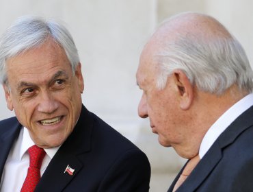 Piñera agradece "enorme contribución" de Lagos tras anuncio de su retiro y afirma que "ha sido un valioso aporte para Chile"