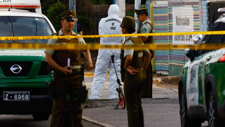 Ciudadano colombiano que portaba un arma en la calle falleció tras intercambio de disparos con Carabineros en Recoleta