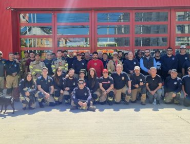 Fuerza de tarea pesada del Cuerpo de Bomberos de Valparaíso se movilizó en apoyo al combate de incendios forestales en O’Higgins