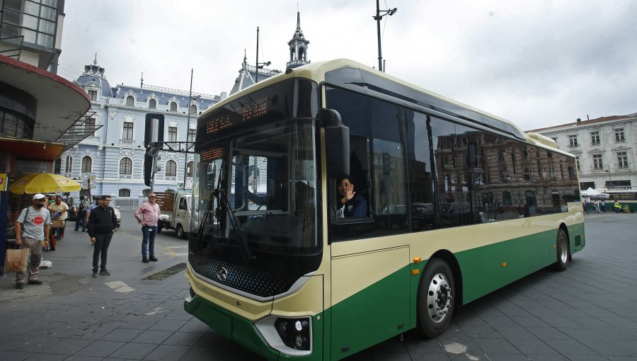 Firman cronograma para la llegada de 44 buses eléctricos de alto estándar para el Gran Valparaíso