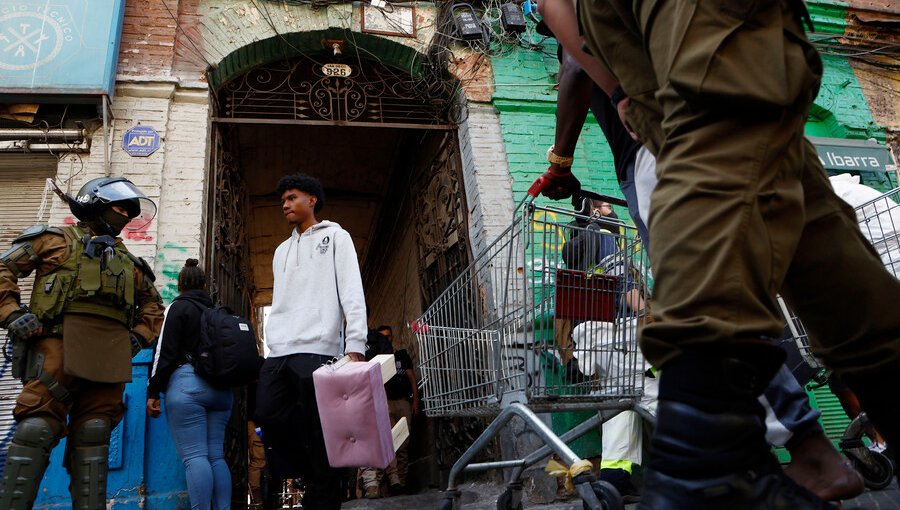 Nuevo desalojo en Barrio Yungay: Casa era ocupada por cerca de 20 familias