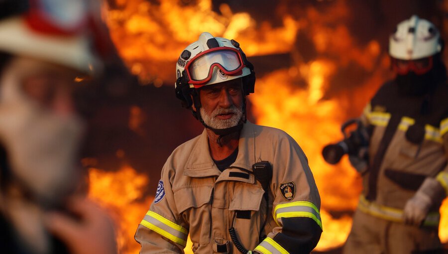 En combate los 8 principales incendios forestales: 17.000 hectáreas arrasadas