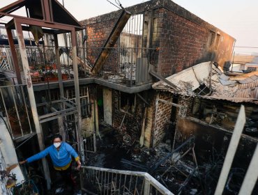 Alcaldesa de Quilpué confirma el fallecimiento de un vecino en medio de la evacuación por los incendios forestales