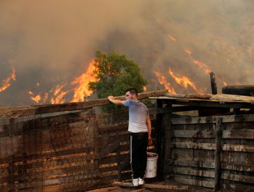 Aumentan a 51 los fallecidos en incendios que afectan a la región de Valparaíso