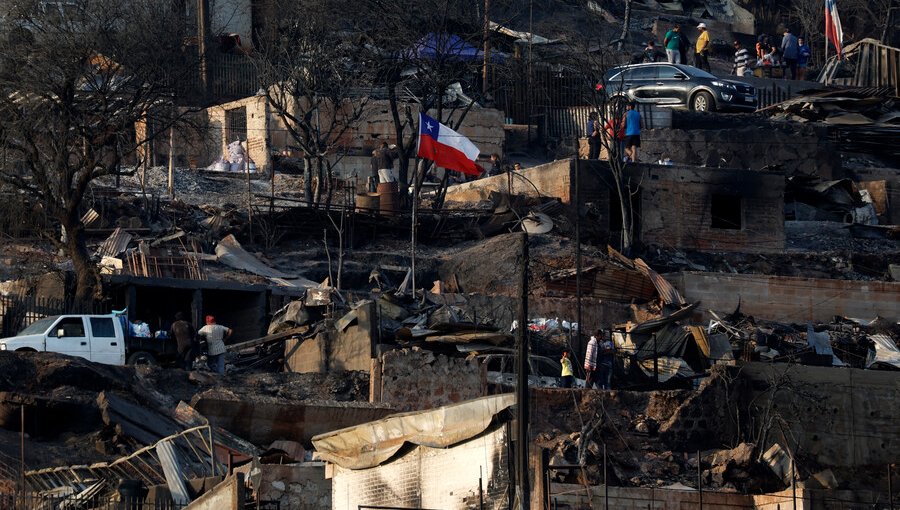 Jefe de Defensa Nacional por orígenes de los incendios de la región de Valparaíso: “Hubo una planificación, algo orquestado y organizado”