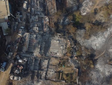 Siete establecimientos educacionales de la región de Valparaíso sufrieron daños por los incendios