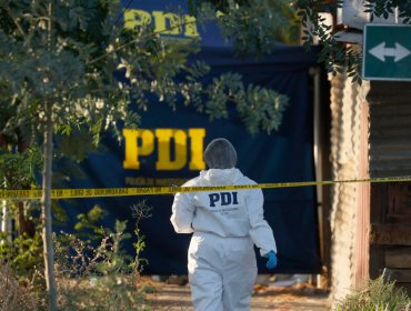 Mujer es hallada muerta al interior de su domicilio en Renca: PDI confirma robo con homicidio