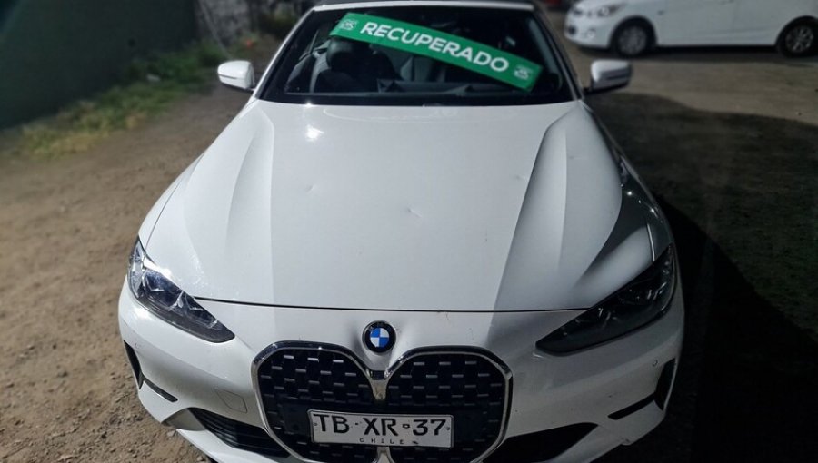 Cuatro sujetos son detenidos en persecución policial por circular en auto robado