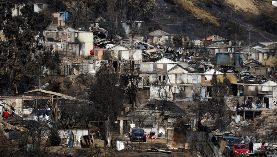 Servicio Médico Legal ha identificado 50 cuerpos de fallecidos en incendios en la región de Valparaíso