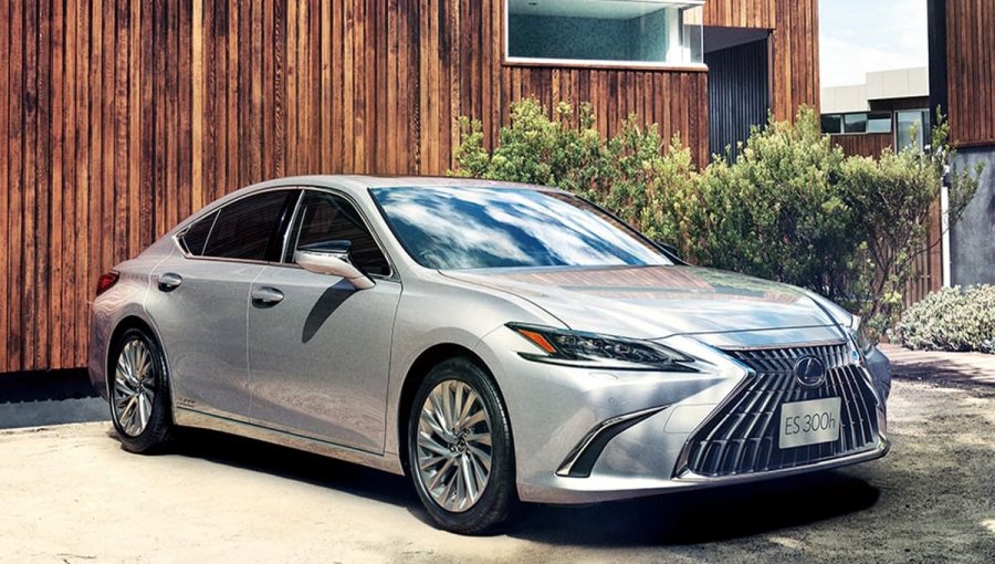 Por un total de $1.200 millones: Corte Suprema aprobó la compra de 22 automóviles marca Lexus para sus ministros