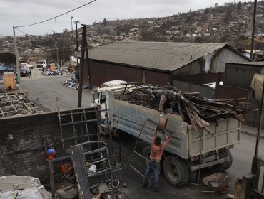 Gobierno cifra en más de US$1.000 millones el costo de reconstrucción por incendios en la región de Valparaíso
