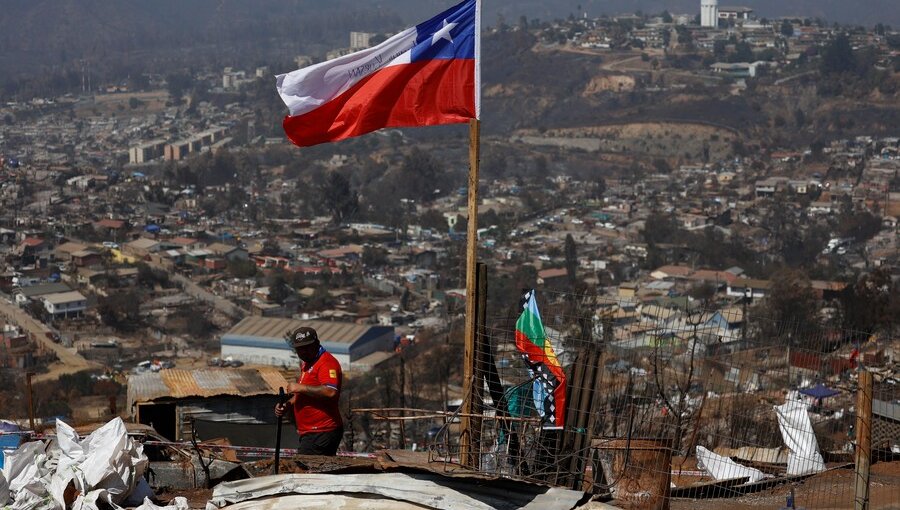 Ministra Toro por plazos de reconstrucción en la región de Valparaíso tras incendios: “Estamos hablando de al menos un par de años”