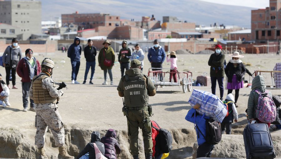 Contraloría toma razón de proyecto que regula reconducción inmediata de quienes ingresen irregularmente a Chile