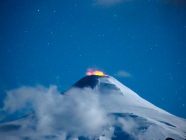 Mantienen Alerta Amarilla para La Araucanía y Los Ríos por actividad volcánica del Volcán Villarrica