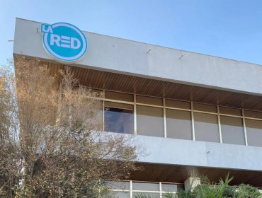 La Red sigue hundida en sus problemas económicos: pierde la serie “Poemas Malditos” y queda con escasa programación