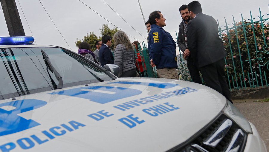 Sujeto es detenido por femicidio en Maipú: mantenía cuerpo oculto al interior de una maleta en su domicilio