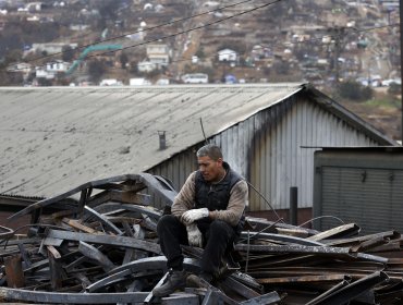 Contraloría toma razón de decreto de Hacienda que establece beneficios tributarios para afectados por incendios en la Quinta Región