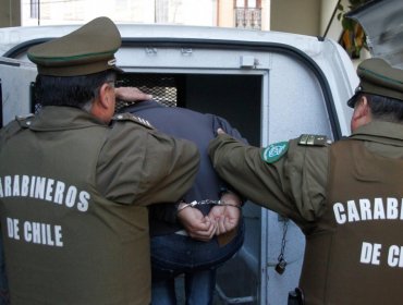 Hombre fue detenido al ser acusado de iniciar incendio en Colbún: Mantenía botella con acelerante y fósforos