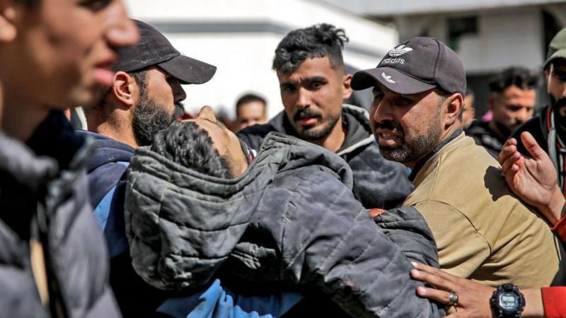 Más de 100 personas mueren al norte de Gaza mientras esperaban la entrega de ayuda humanitaria