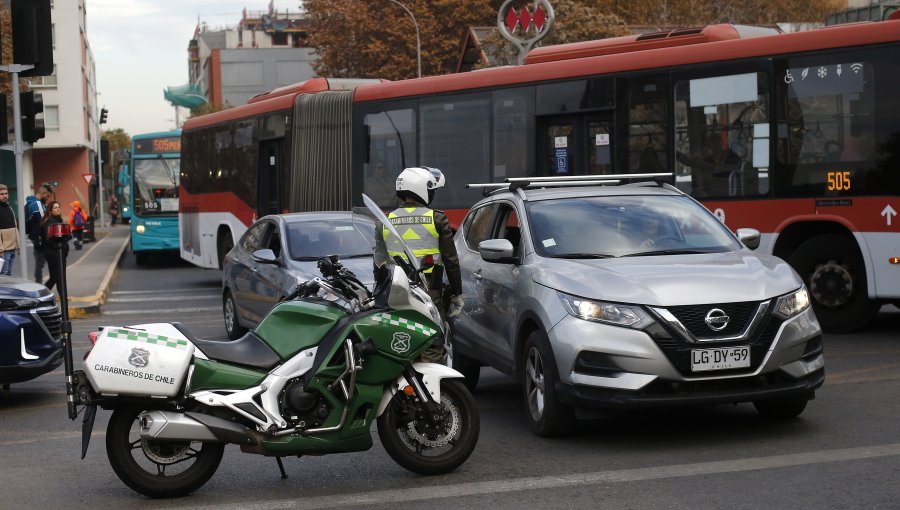 Comenzó el «Súper Lunes»: refuerzan sistemas de transporte y presencia policial en diversos puntos de la región Metropolitana