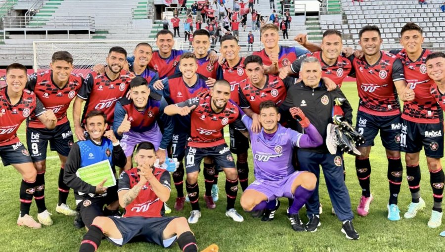 Deportes Limache y debut soñado en Primera B: "Nos enorgullece quedar en la historia"