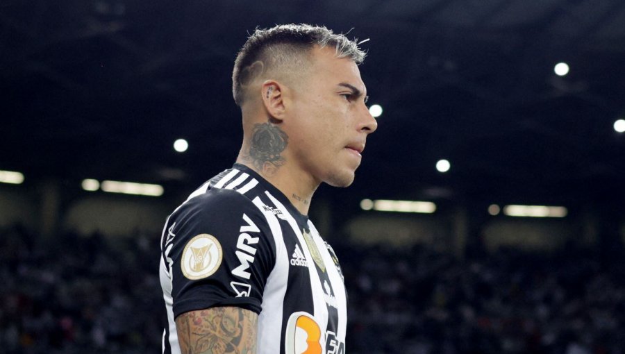 Eduardo Vargas no querría ir al Fortaleza y esperaría por una oferta del exterior