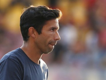 Nicolás Núñez se mantendrá como director técnico de Universidad Católica tras fracaso en Copa Sudamericana