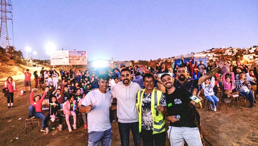 Referentes de Wanderers y Everton se unen para acompañar a víctimas de incendios