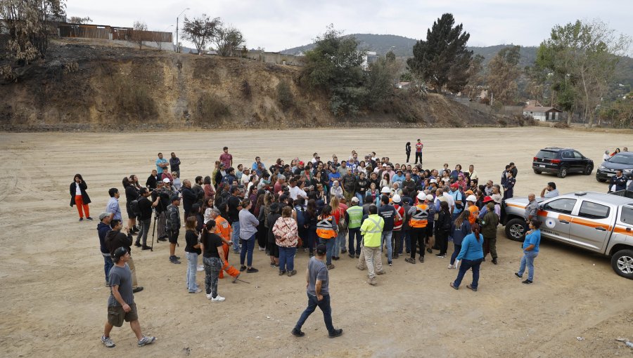 50 familias de El Olivar junto a diputados Republicanos presentan recurso contra el gobierno para recibir ayuda