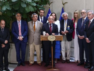 Senador Chahuán encabeza delegación por denuncia de 620 abogados chilenos en contra de Netanyahu