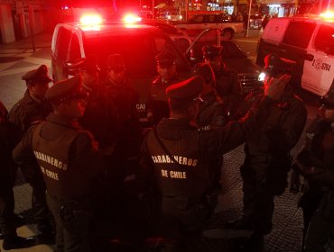 Carabineros recupera auto robado luego de perseguir a los ladrones por 10 comunas de Santiago