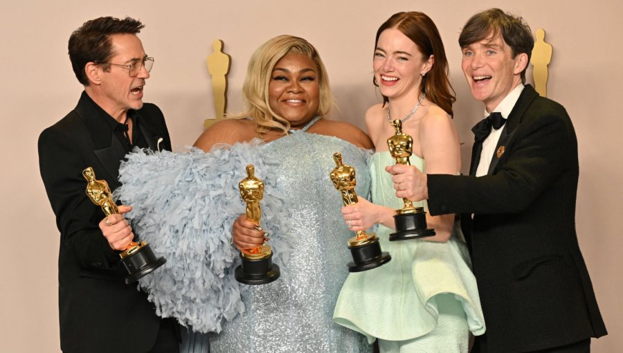 «Oppenheimer» arrasó en los Oscar 2024: éste es el listado completo de ganadores